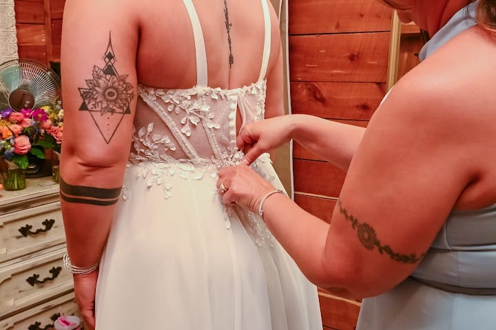 Amanda and Reaghan — item 4