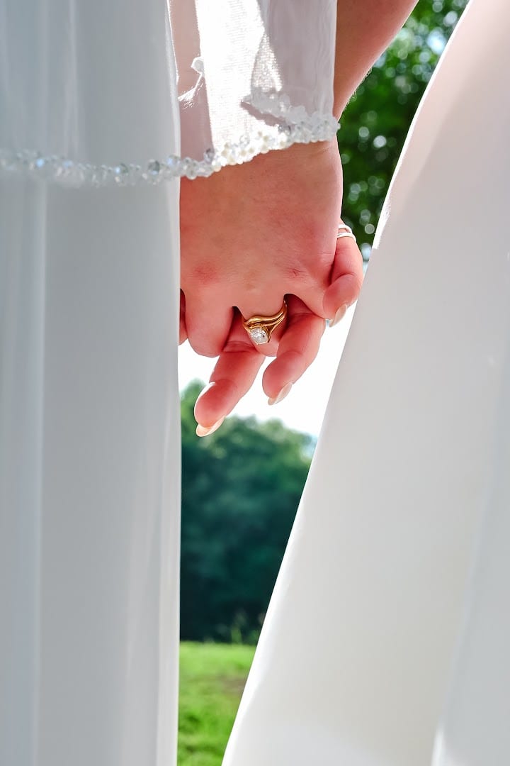 Amanda and Reaghan — item 31